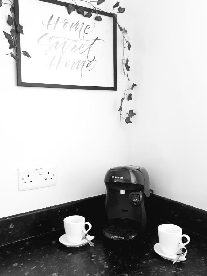 Ocean View Apartment - Swansea Marina Apartment *