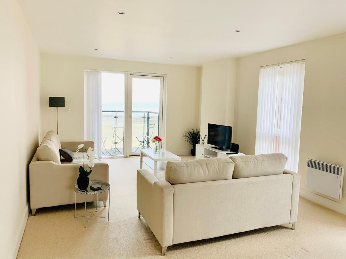 Ocean View Apartment - Swansea Marina